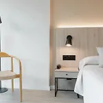 公寓式酒店 Minura & D'aljandar 4*