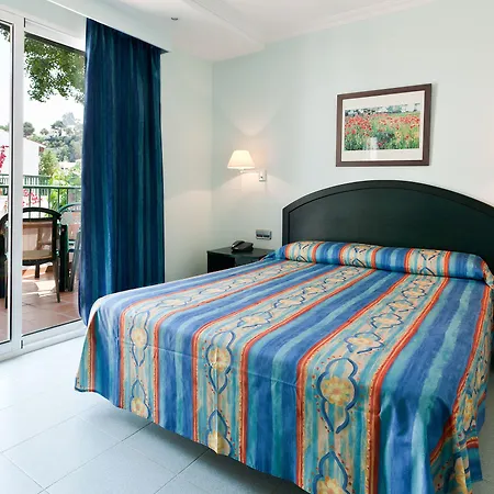 Minura & D'aljandar Aparthotel 4*