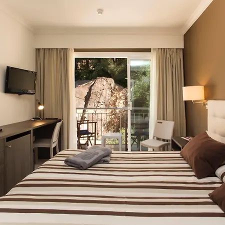 Minura & D'aljandar Lägenhetshotell 4*