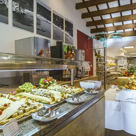 Minura & D'aljandar Lejlighedshotel 4*
