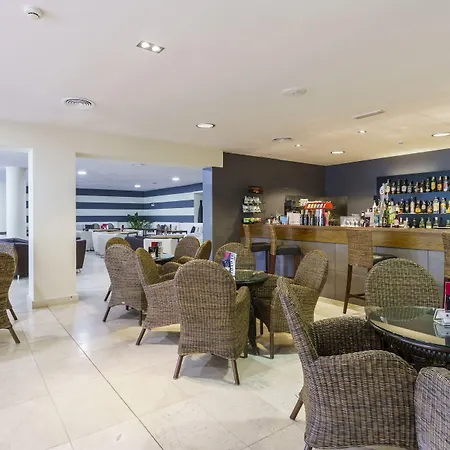 Apartahotel Minura & D'aljandar Cala Galdana (Menorca)