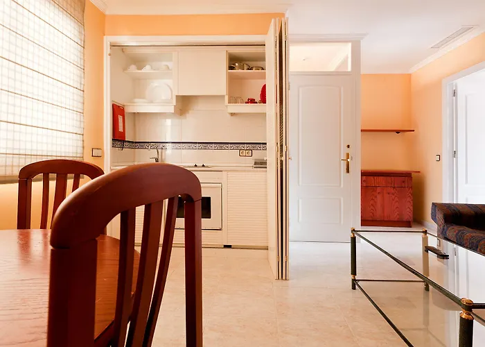 Aparthotel Minura & D'aljandar